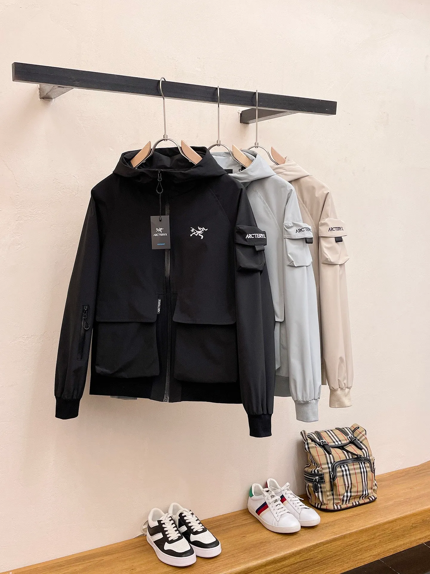 Same Style， ， 2026 New Arrival ， Original Premium Breathable ， ， ， Quality。 ， Sizes：M～3XL，